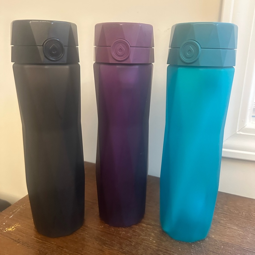 Hidrate Spark Smart Water bottles with sensors